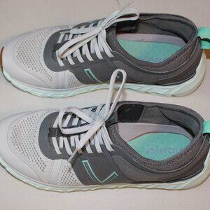 Vionic- Captivate Oxford Sneaker